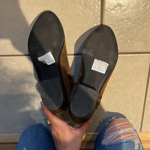 Clarks Leather Booties - Picture 4 of 4